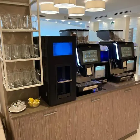 Montreal Otel