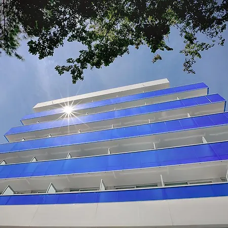 Hotel Montreal 3*