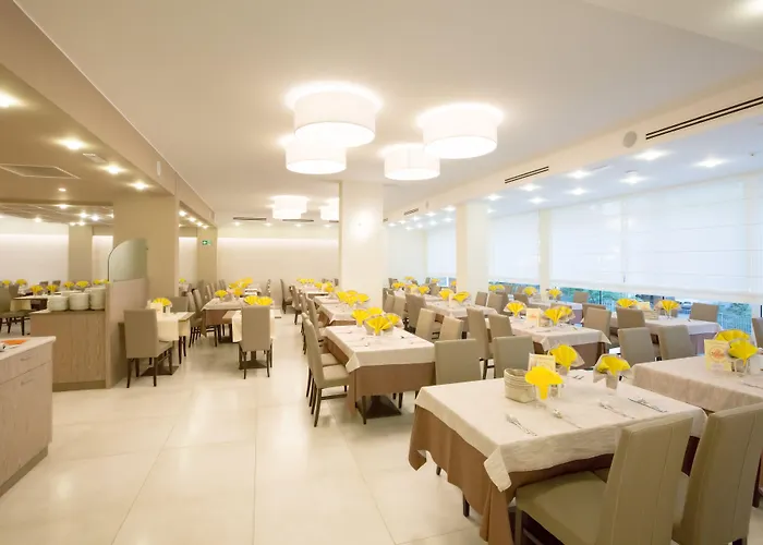 Montreal 3* Бибионе