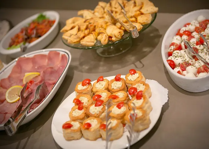 מלון Montreal 3*