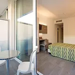 Montreal 3* Бибионе