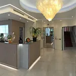 酒店 Montreal 比比翁