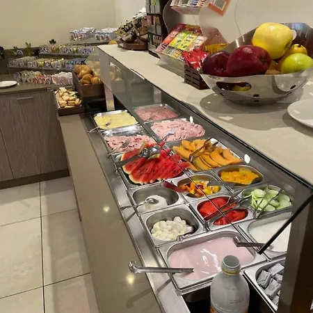 Montreal 3* ビビオーネ