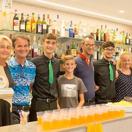 Montreal 3* ビビオーネ